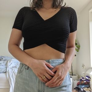 Black Forever 21 crop top